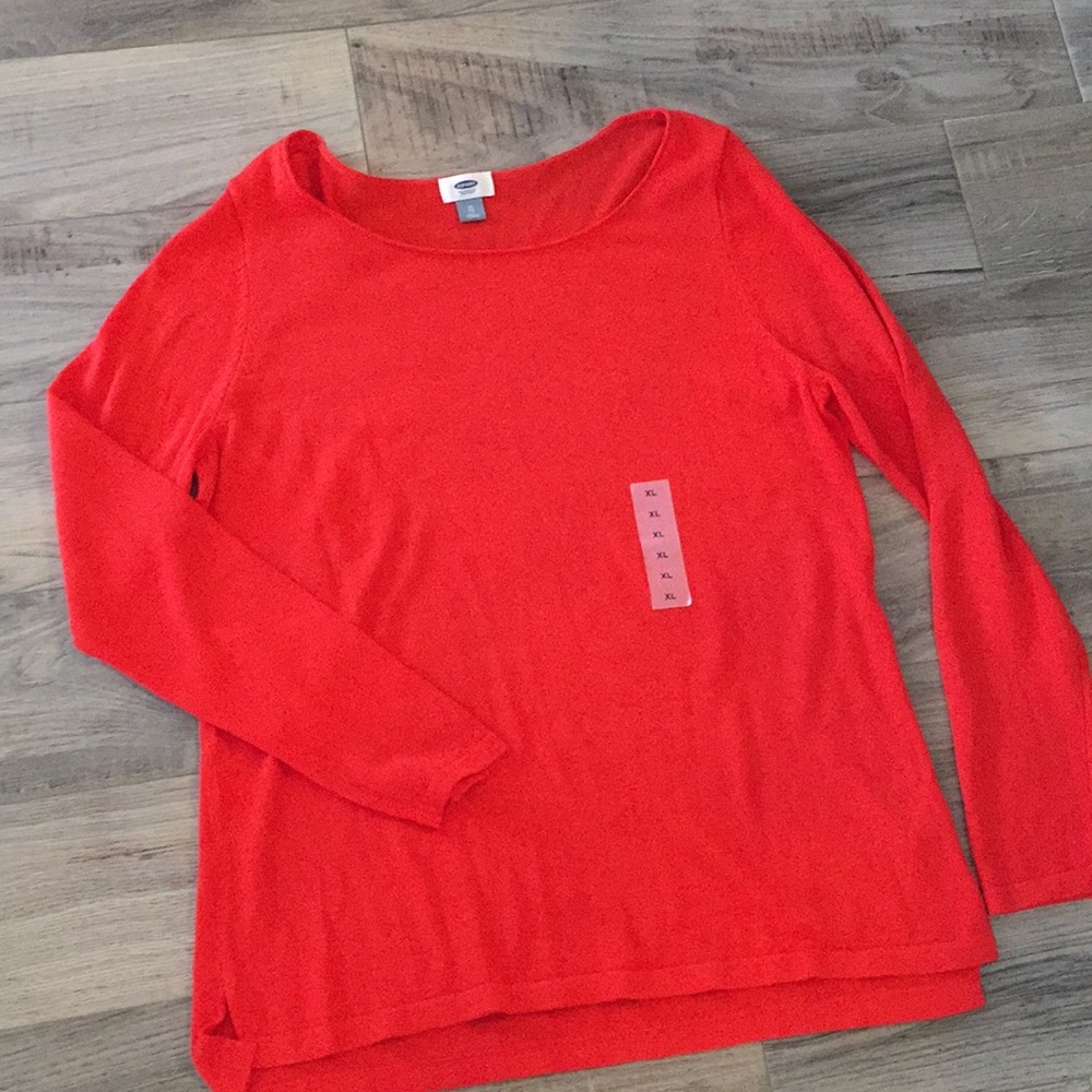 New with tags red light weight sweater